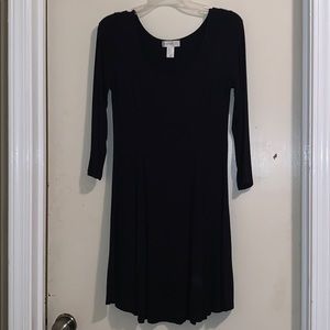 Black fitted dress